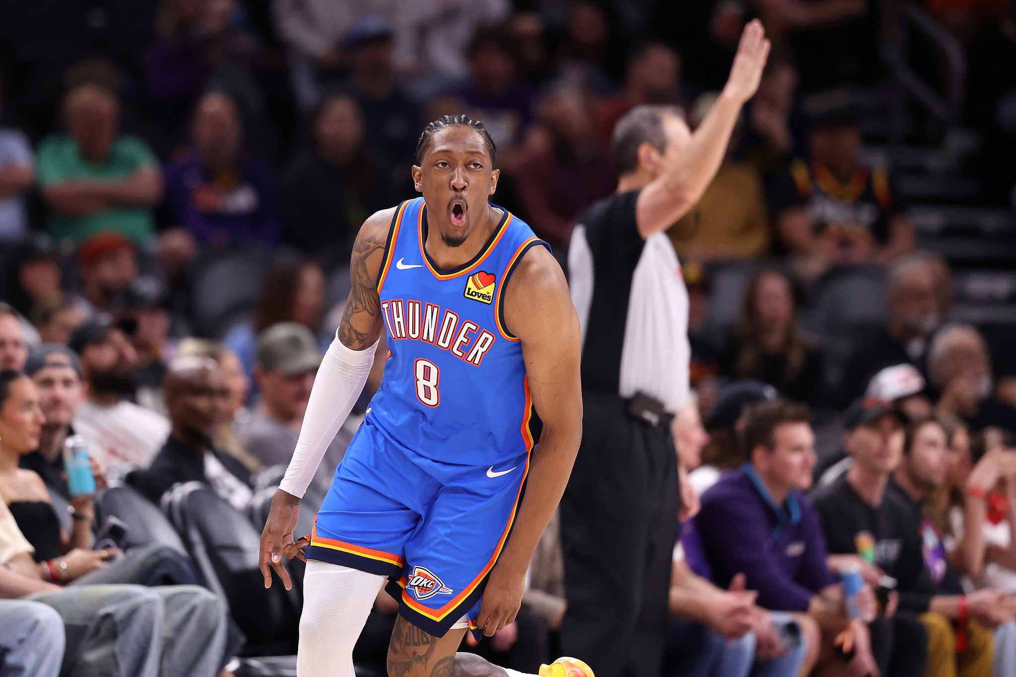 开云官网-杰威28+5霍姆格伦13分 雷霆轻取太阳取两连胜