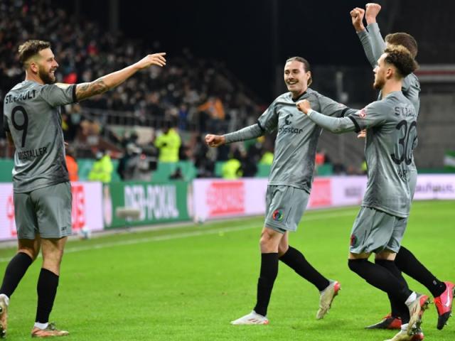 开云-德国杯德乙双杀德甲！多特出局，科隆诡异点球被吹