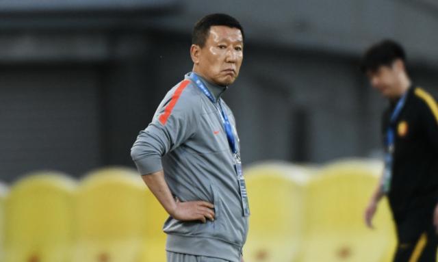 kaiyun-4轮不胜崔康熙命绝上海滩 一人离队已拉响警报