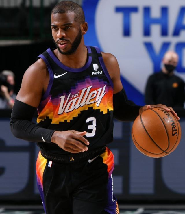 开云平台-末节16分5助攻独造30分！控卫之神给东契奇上课